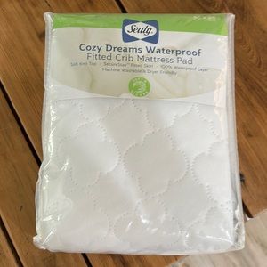 Waterproof fitted crib mattress